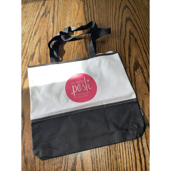 Brand New Perfectly Posh Consultant Bag Tote Purse Lotion Face Mask Holder Pink - Picture 1 of 4